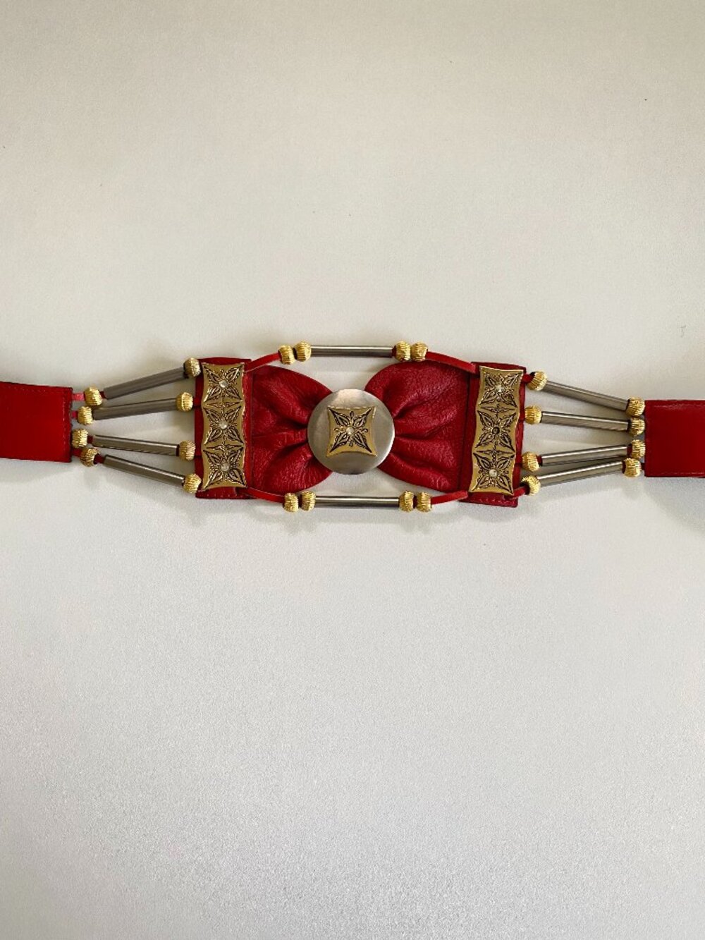 CATC VTG Leather Rustic Statement Belt Turkey OOAK Red Black Mixed Metal 31.5-35 - Picture 3 of 16